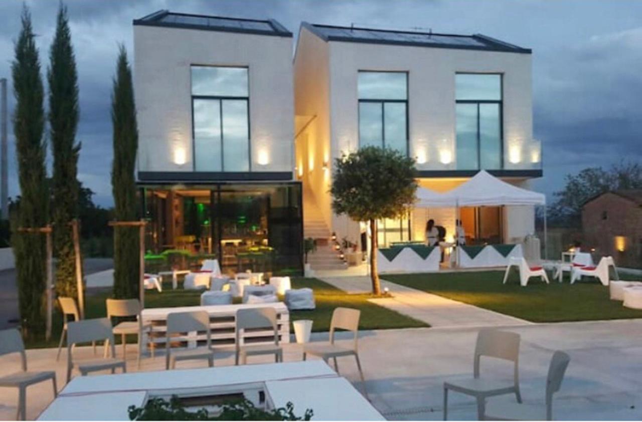 Loft A Montepulciano Sopra Birrificio Artigianale Daire Abbadia a Isola Dış mekan fotoğraf